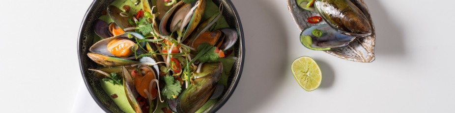 New Zealand Greenshell Mussels in Fragrant Curry Sauce
